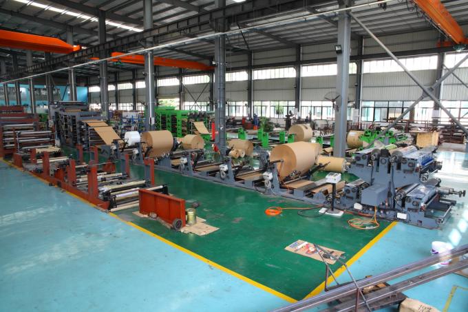 大きい生産工場が付いている機械を作るクラフト紙袋の専門家2-5の層